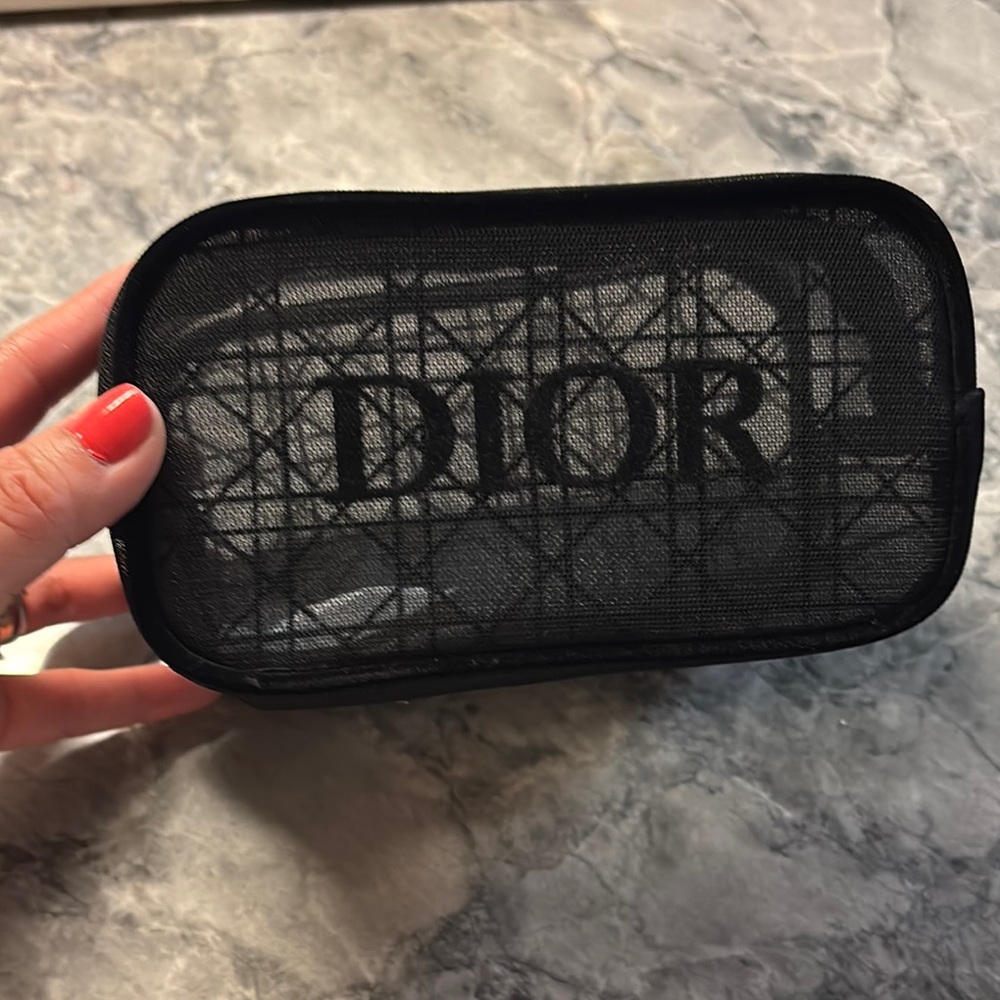 Dior Gift Set - Picture 3 of 7